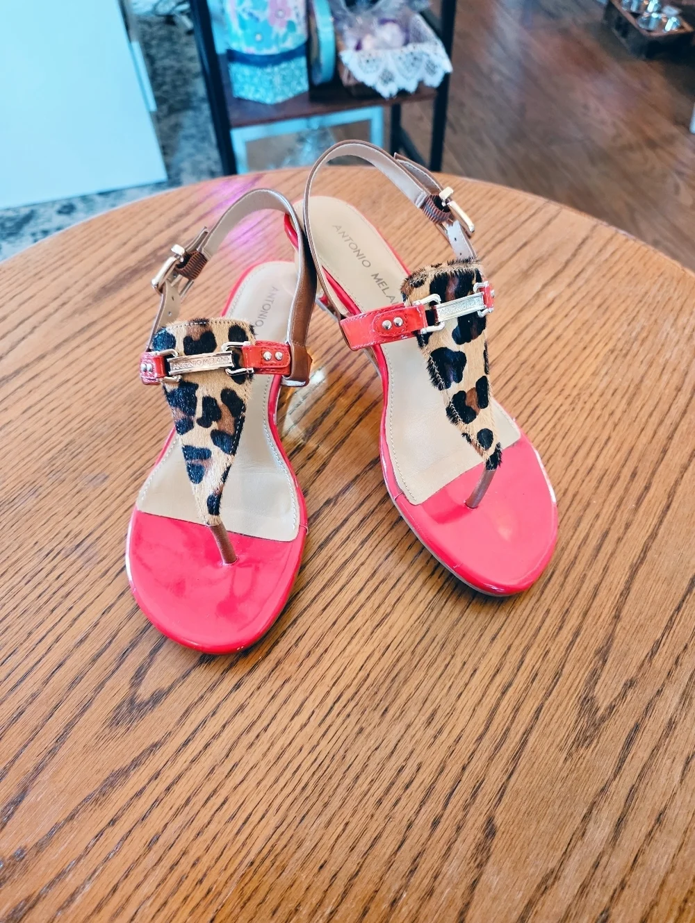 Antonio Melani Leopard Calf Hair Red Patent Sandals 6.5 Gold 1.5